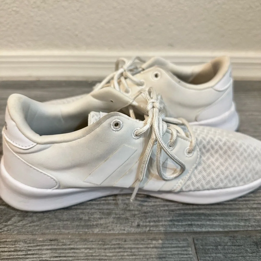 Adidas Memory Foam Tennis Shoes - Picture 9 of 11